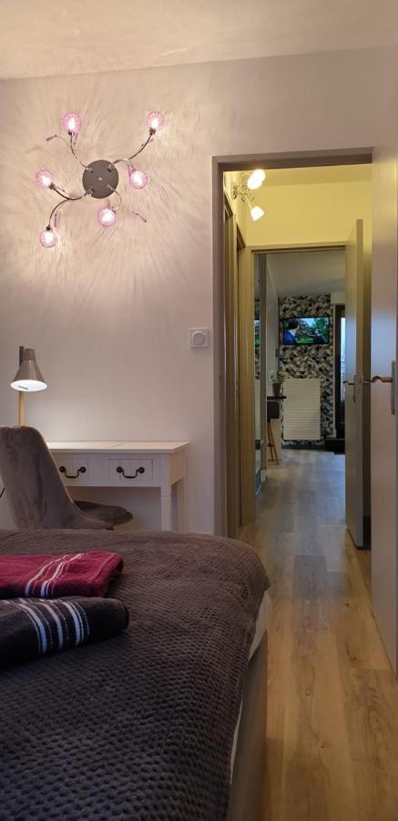 Apartamento COEUR de TROYES T4 Terrasse 5ème étage HYPER-CENTRE Wifi et Parking privé Exterior foto